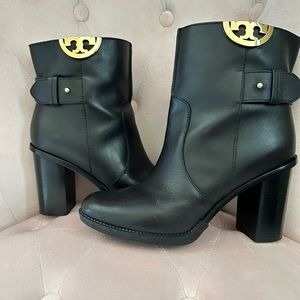 Tory Burch leather bootie